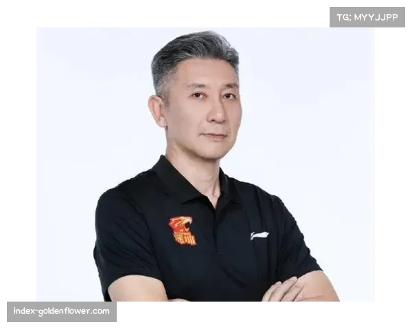 深圳男篮郑永刚执教风格激进 快节奏攻防转换成效显著